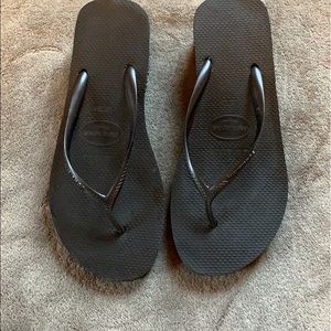 Havaianas wedge sandals- brand new!